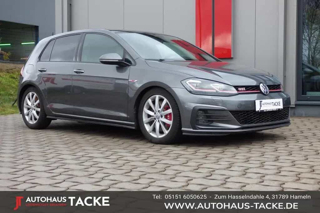 Volkswagen Golf VII GTI Performance, Panorama,LED,8 fach,ti 01/2019-photo-0