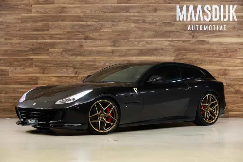 Ferrari GTC4Lusso V12 HELE|Novitec|Pass Display|Pano|JBL 01/2017-photo-0