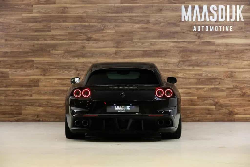 Ferrari GTC4Lusso V12 HELE|Novitec|Pass Display|Pano|JBL 01/2017-photo-10