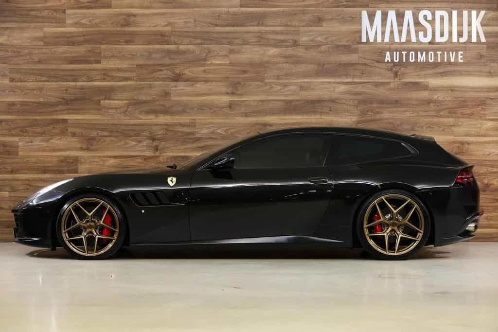 Ferrari GTC4Lusso V12 HELE|Novitec|Pass Display|Pano|JBL 01/2017-photo-13