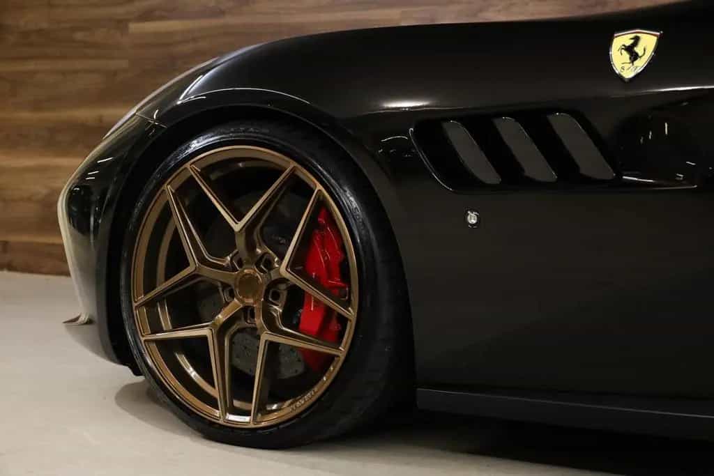 Ferrari GTC4Lusso V12 HELE|Novitec|Pass Display|Pano|JBL 01/2017-photo-16
