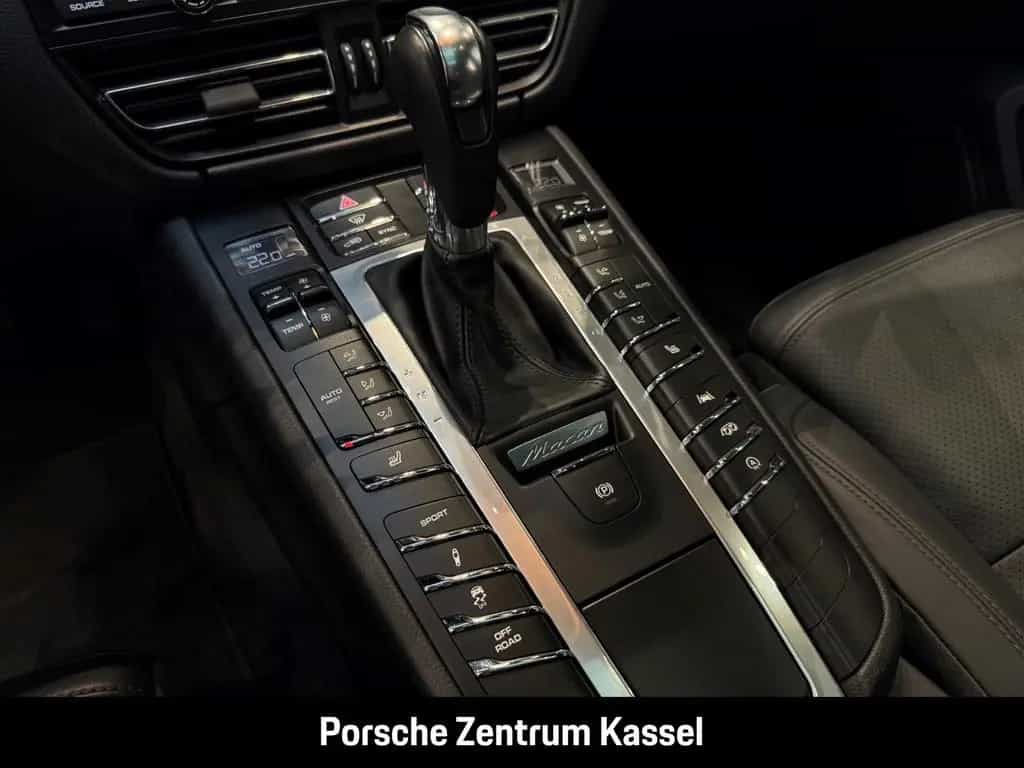 Porsche Macan GTS Standheizung Rückfahrkamera Sportabgas 03/2021-photo-21