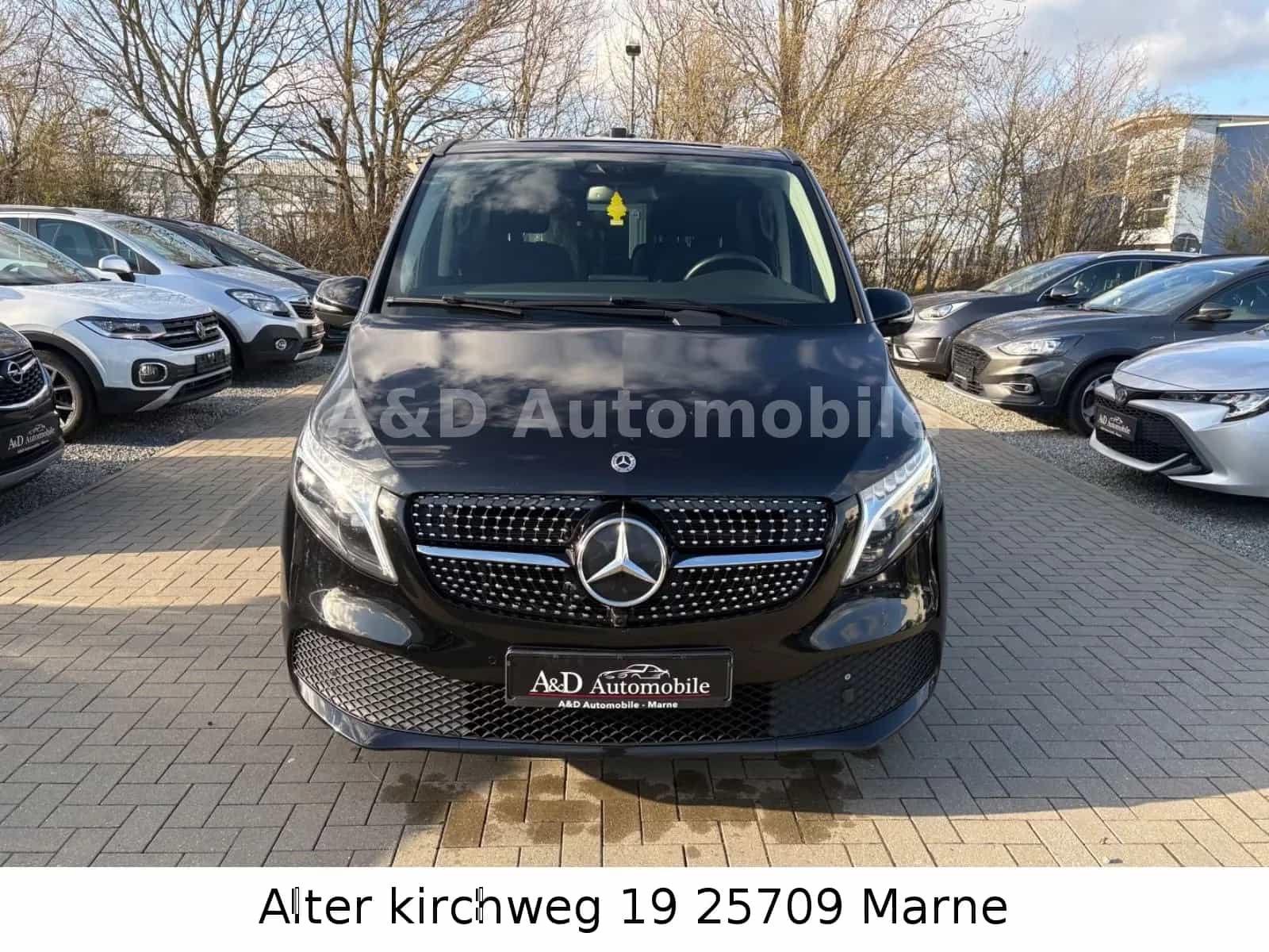 Mercedes-Benz V-Class 220 08/2021-photo-1