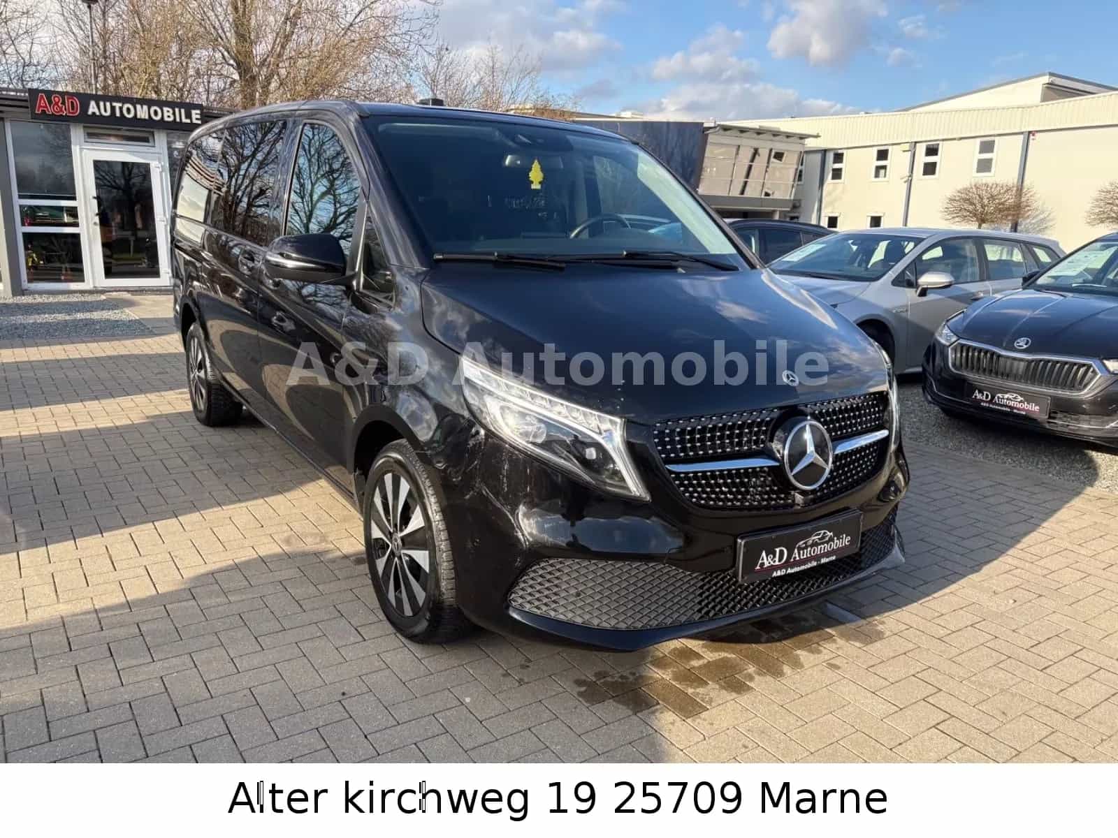Mercedes-Benz V-Class 220 08/2021-photo-2
