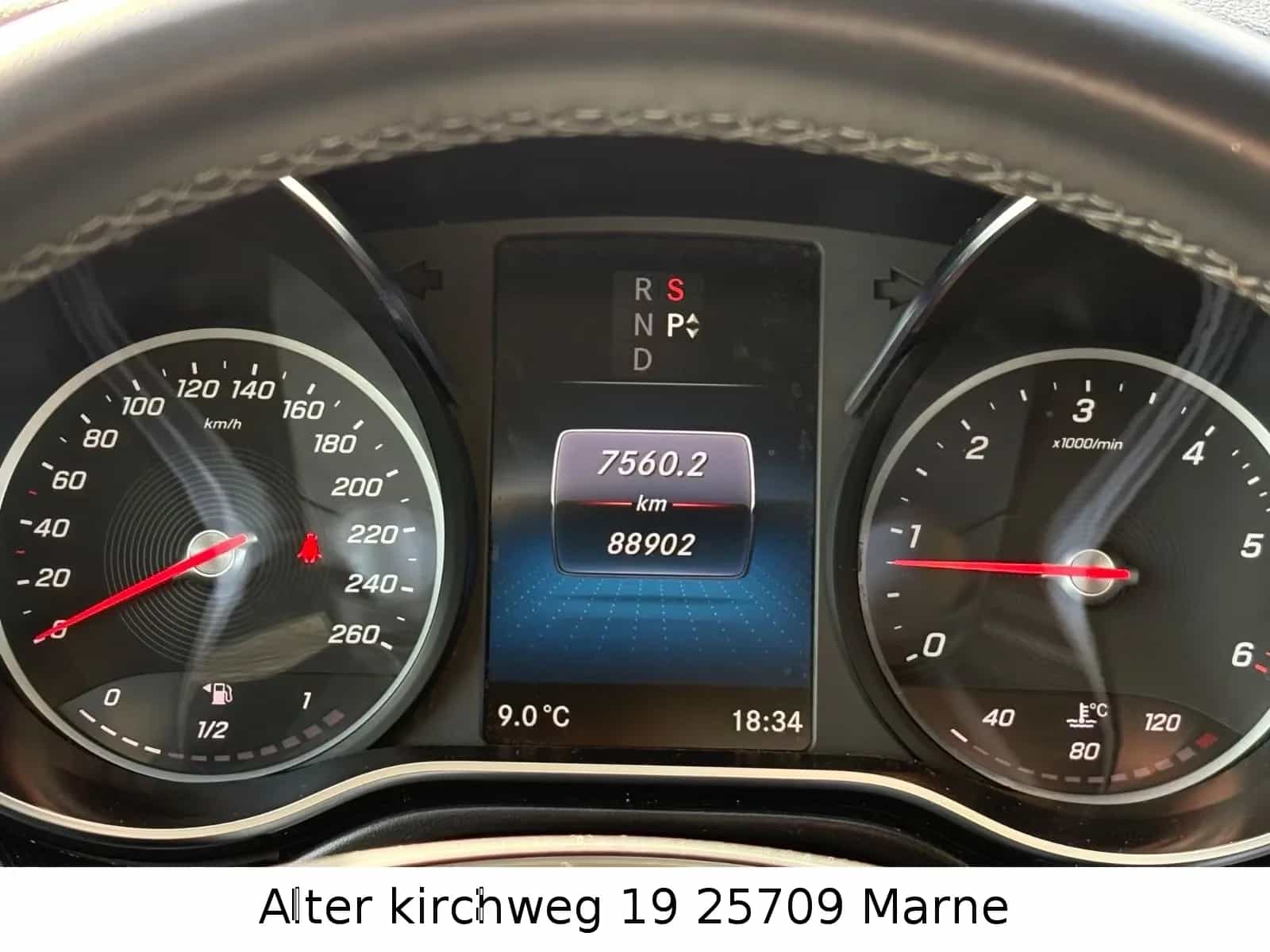 Mercedes-Benz V-Class 220 08/2021-photo-21