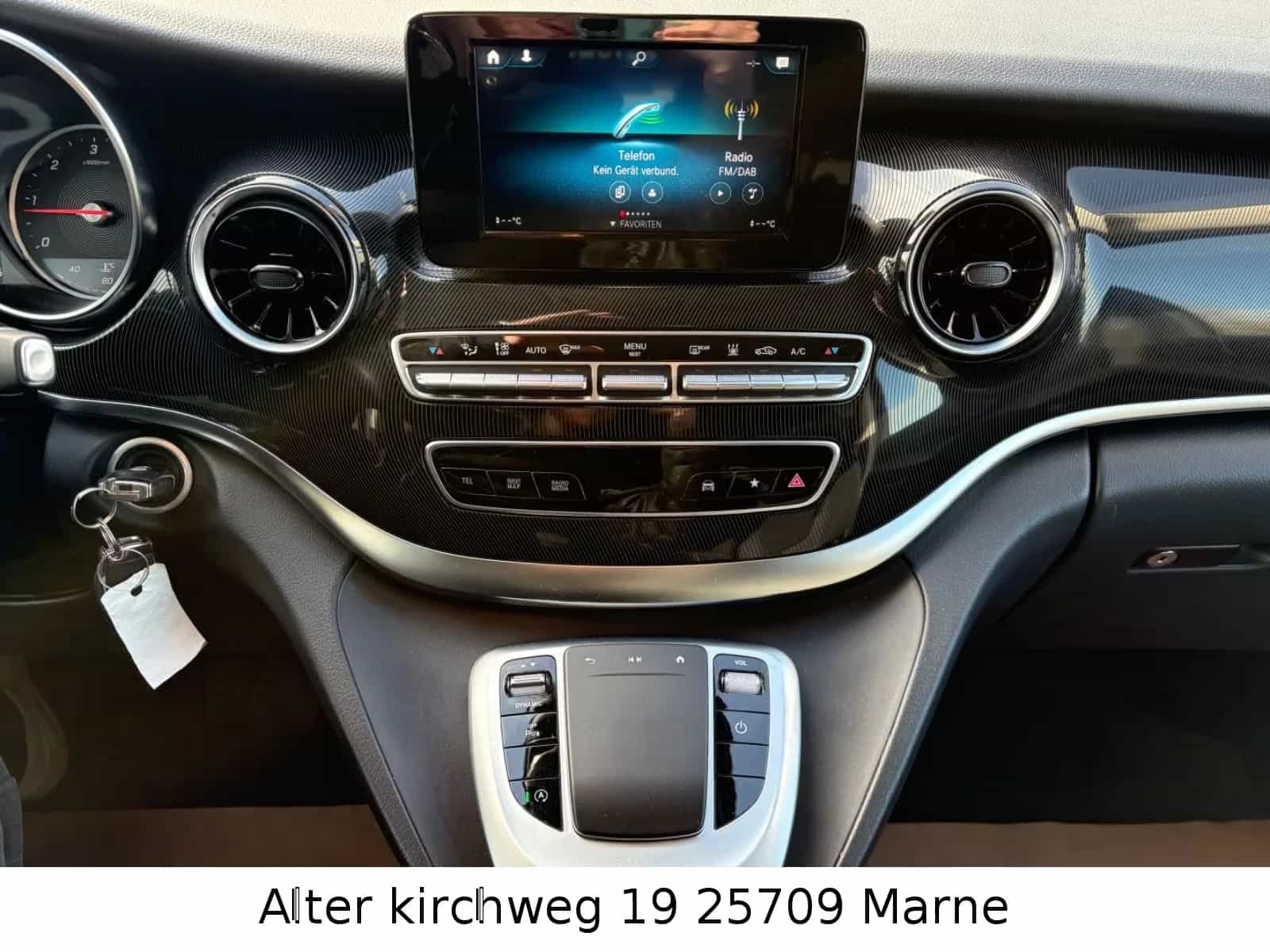 Mercedes-Benz V-Class 220 08/2021-photo-22