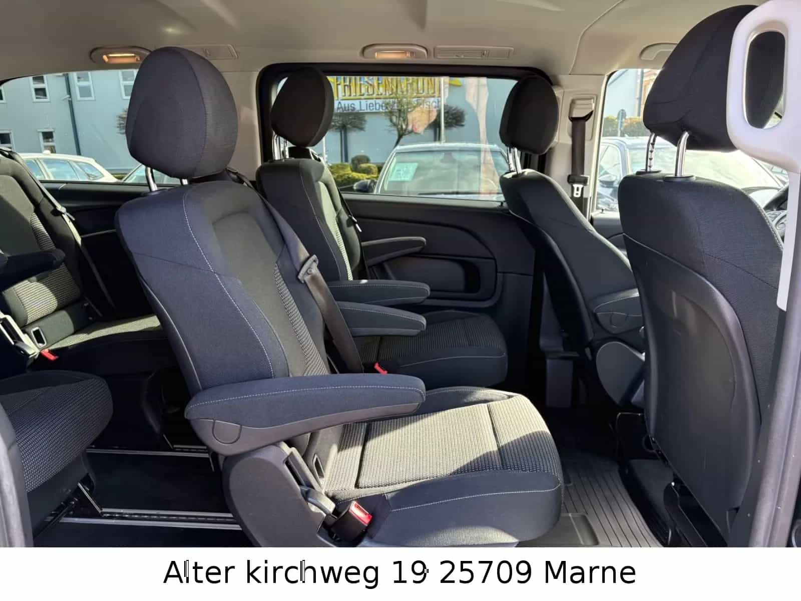 Mercedes-Benz V-Class 220 08/2021-photo-31