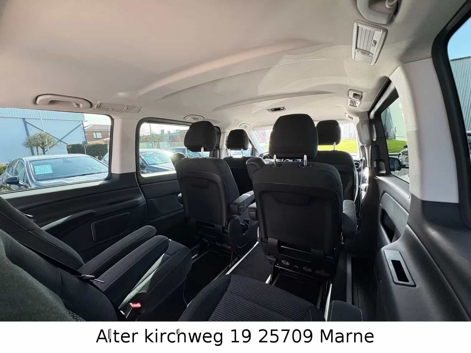 Mercedes-Benz V-Class 220 08/2021-photo-34