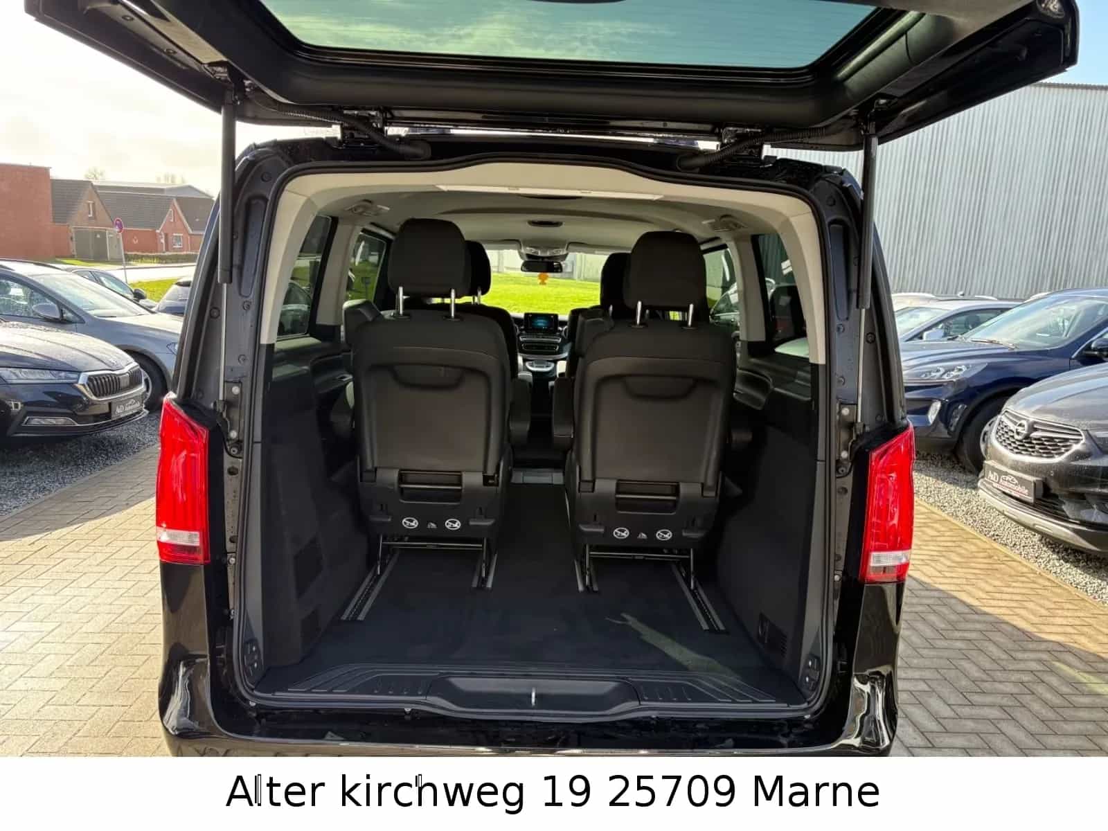 Mercedes-Benz V-Class 220 08/2021-photo-37
