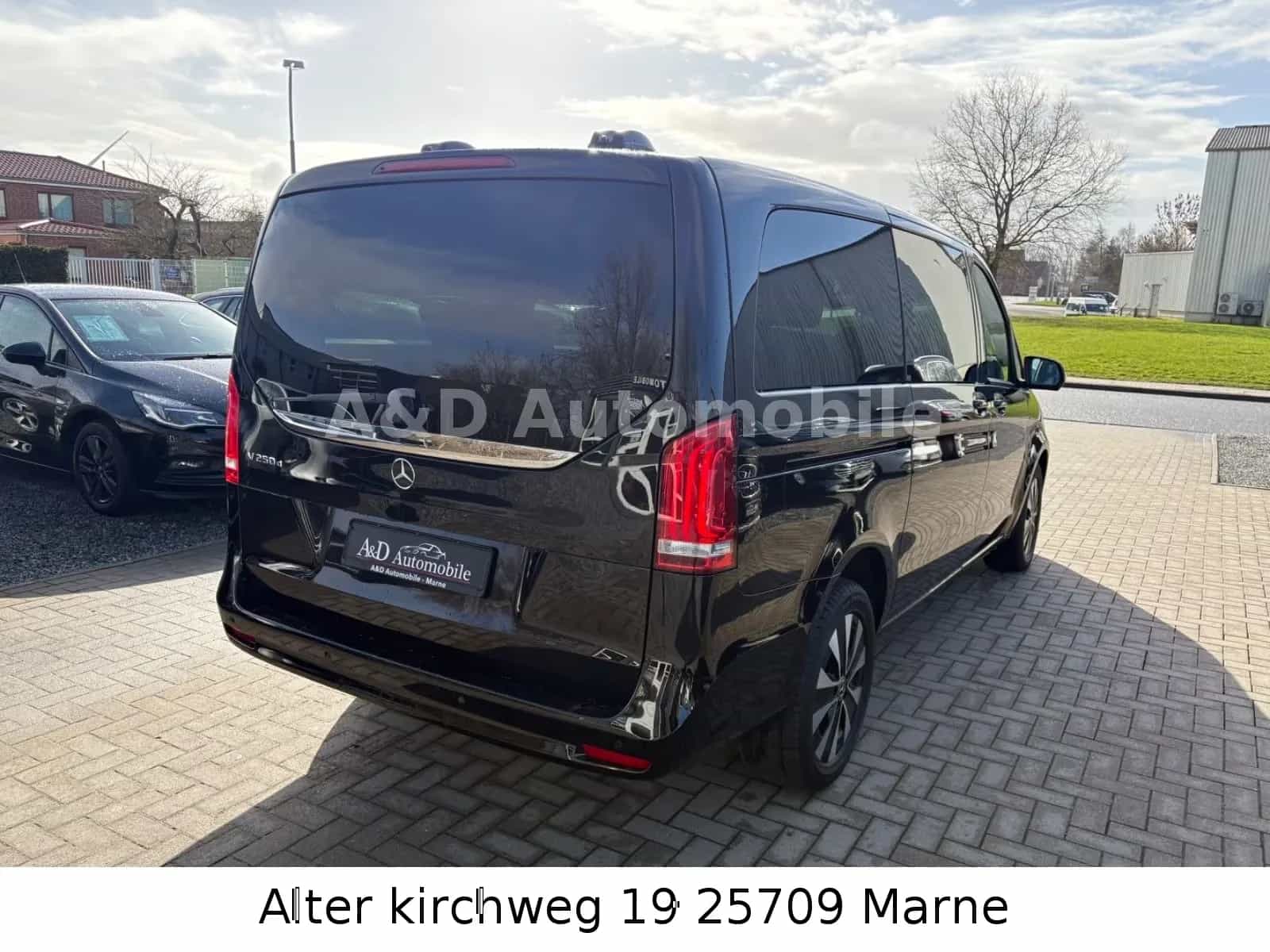 Mercedes-Benz V-Class 220 08/2021-photo-4
