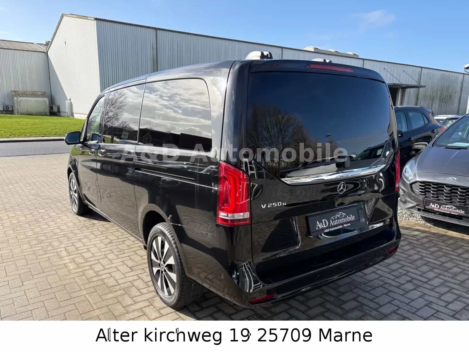 Mercedes-Benz V-Class 220 08/2021-photo-5