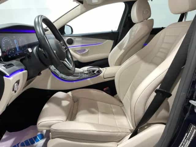 Mercedes-Benz E-Class 200 T Automatik Leder LED ACC Navi Widescreen 07/2020-photo-3