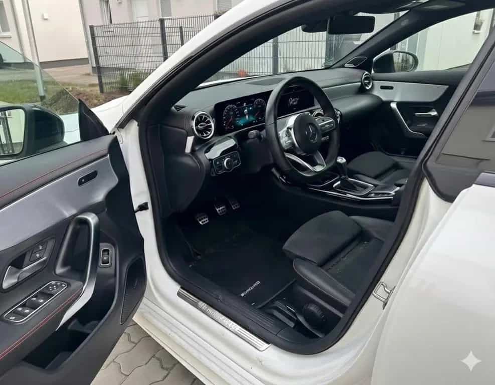 Mercedes-Benz CLA-Class 200 Garantie - Pano Burmester AMG Ambiente 09/2020-photo-4