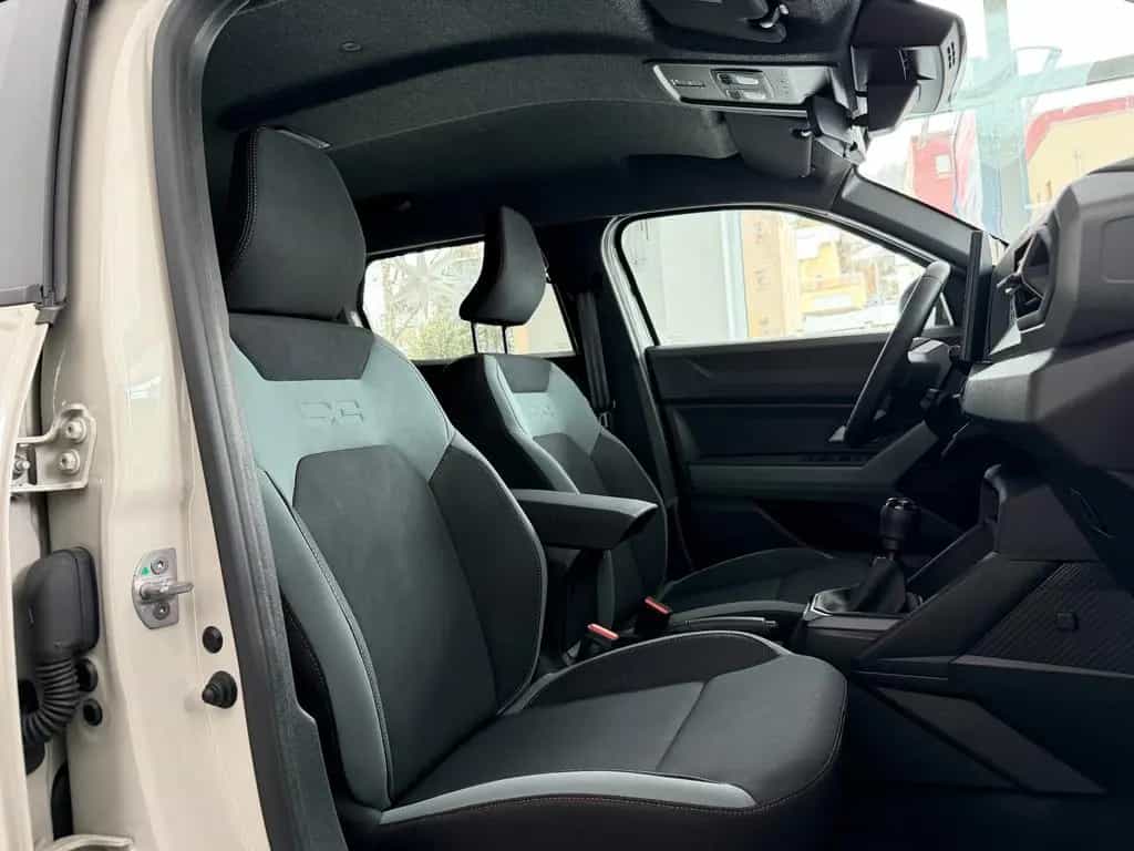 Dacia Duster HYBRID Extreme Winter-Paket 12/2025-photo-19