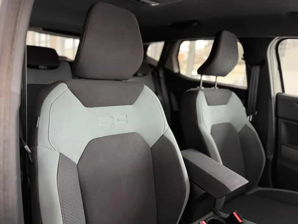 Dacia Duster HYBRID Extreme Winter-Paket 12/2025-photo-22
