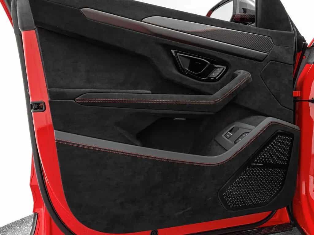 Lamborghini Urus Performante 02/2025-photo-17