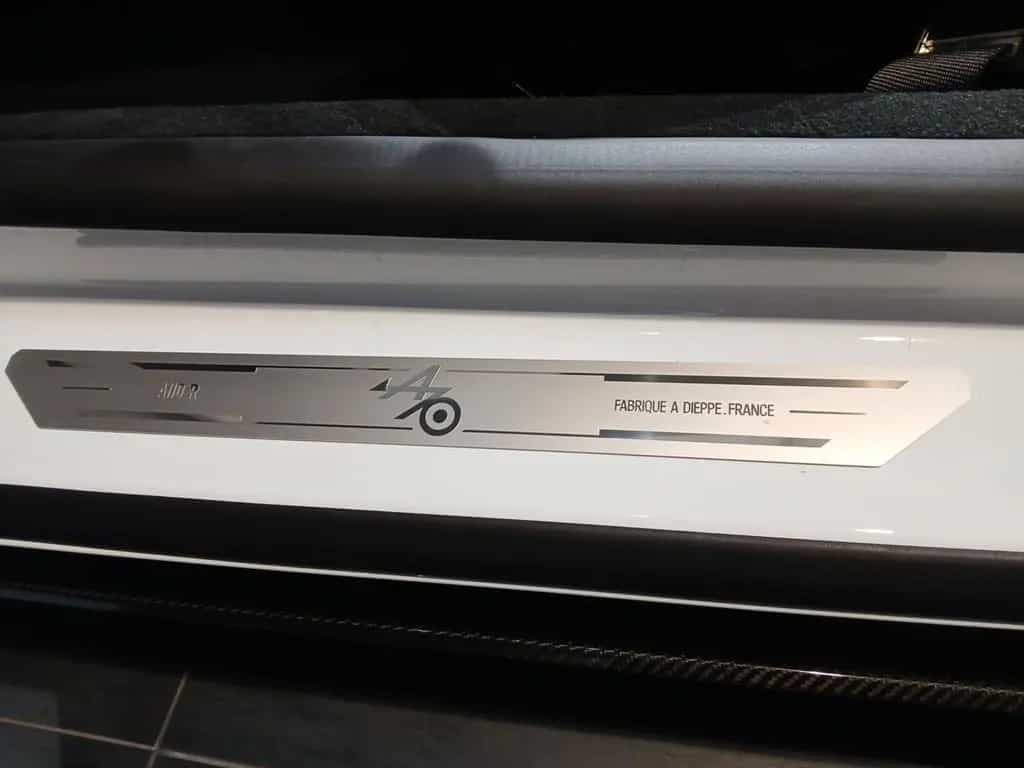 Alpine A110 R 70 Blanc ++ SONDERMODELL ++ AKRAPOVIC null-photo-16