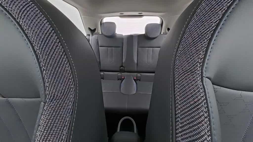 MINI Cooper C 01/2025-photo-13