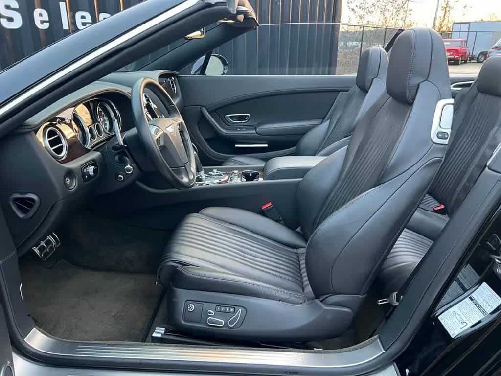 Bentley Continental GTC V8 01/2017-photo-11
