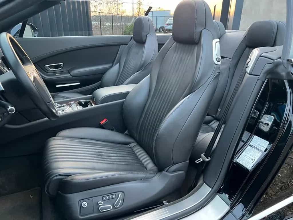 Bentley Continental GTC V8 01/2017-photo-19