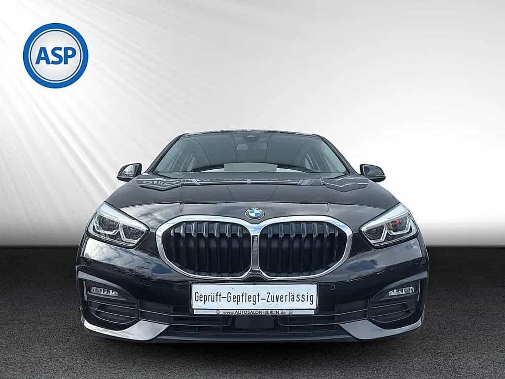 BMW 118 i AUT Advantage LED NAVI LiveCockpit KAMERA 10/2021-photo-1
