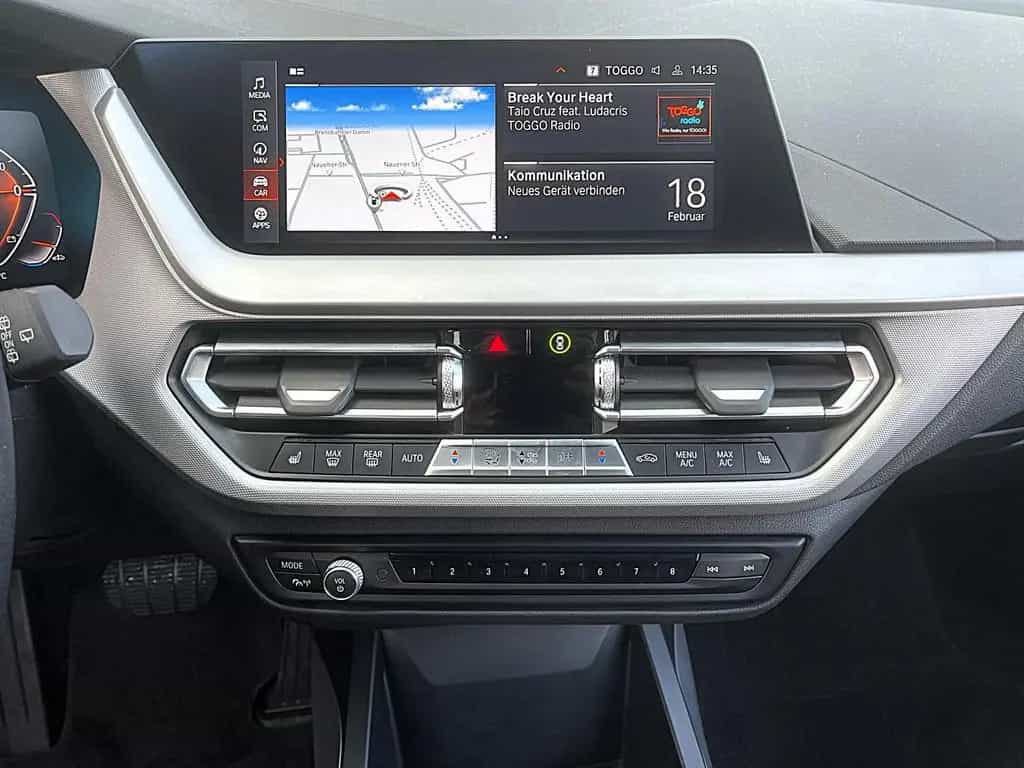 BMW 118 i AUT Advantage LED NAVI LiveCockpit KAMERA 10/2021-photo-15
