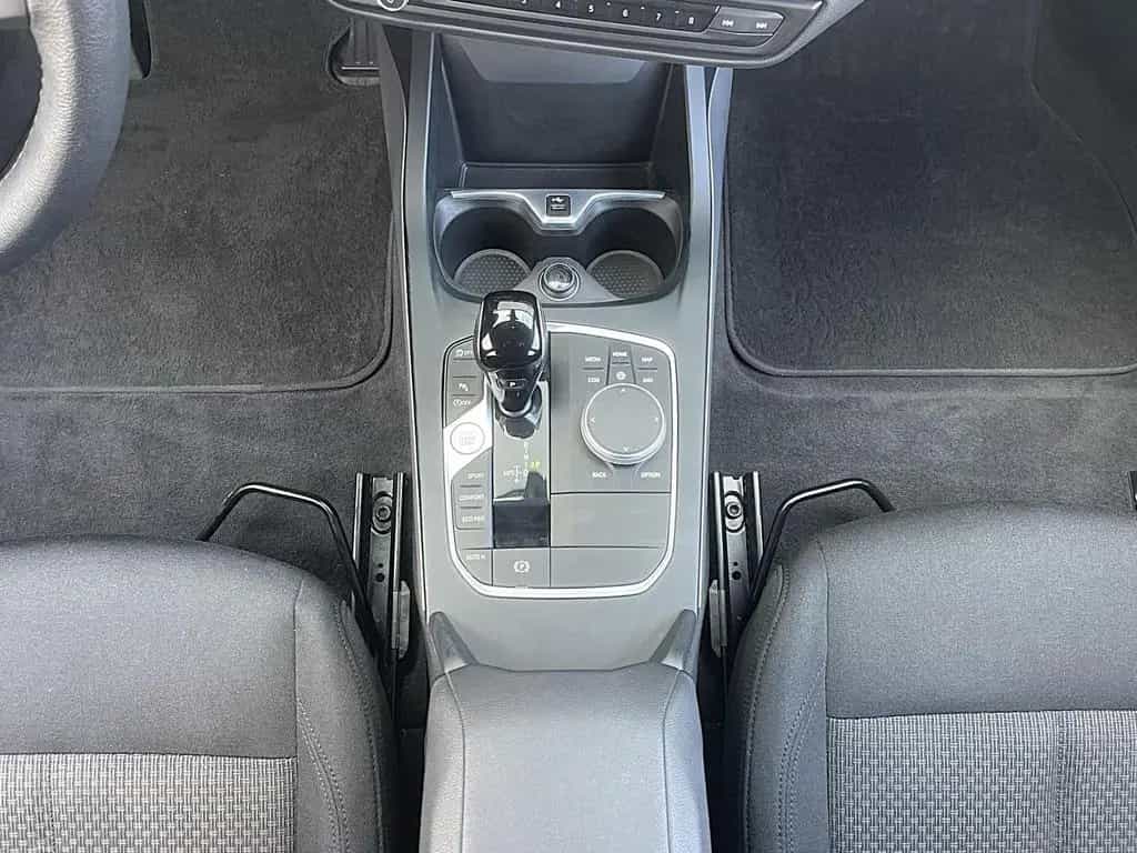 BMW 118 i AUT Advantage LED NAVI LiveCockpit KAMERA 10/2021-photo-16