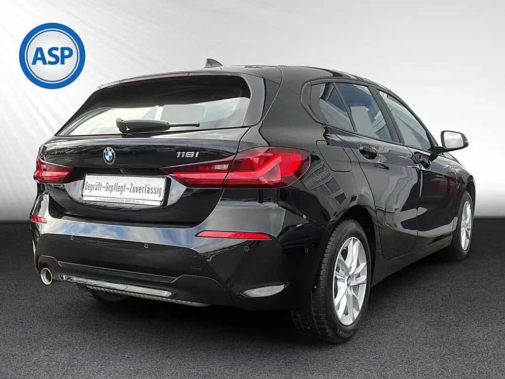 BMW 118 i AUT Advantage LED NAVI LiveCockpit KAMERA 10/2021-photo-4
