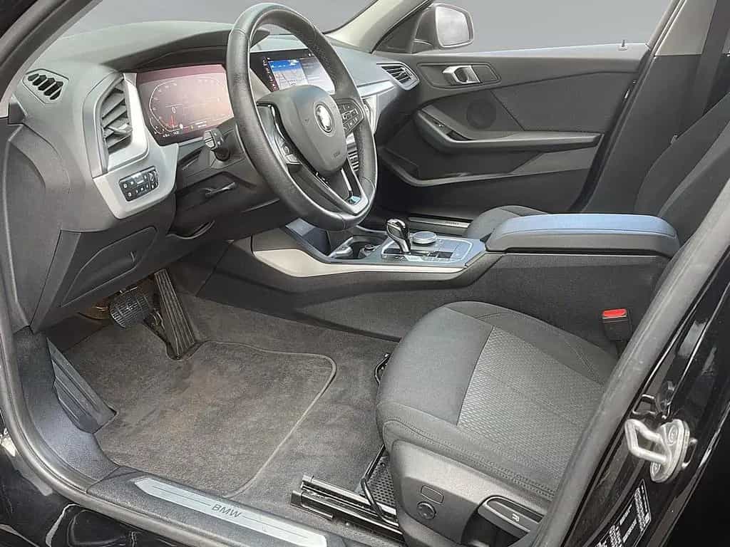 BMW 118 i AUT Advantage LED NAVI LiveCockpit KAMERA 10/2021-photo-7