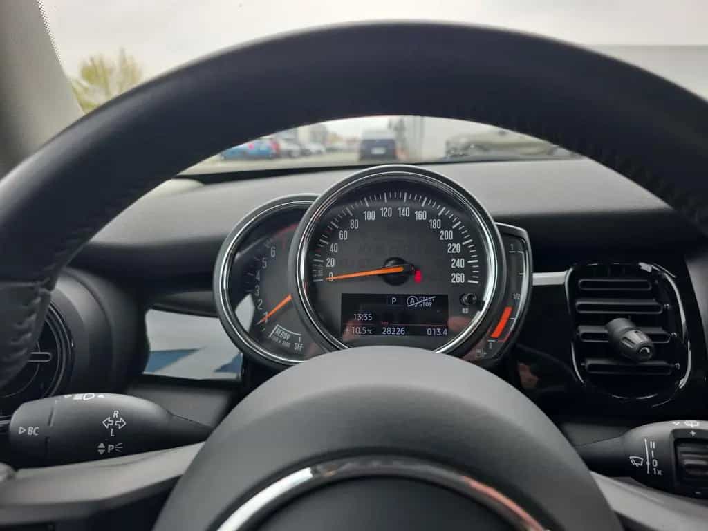 MINI Cooper Hatch DAB LED Tempomat Klimaaut. PDC 11/2022-photo-16