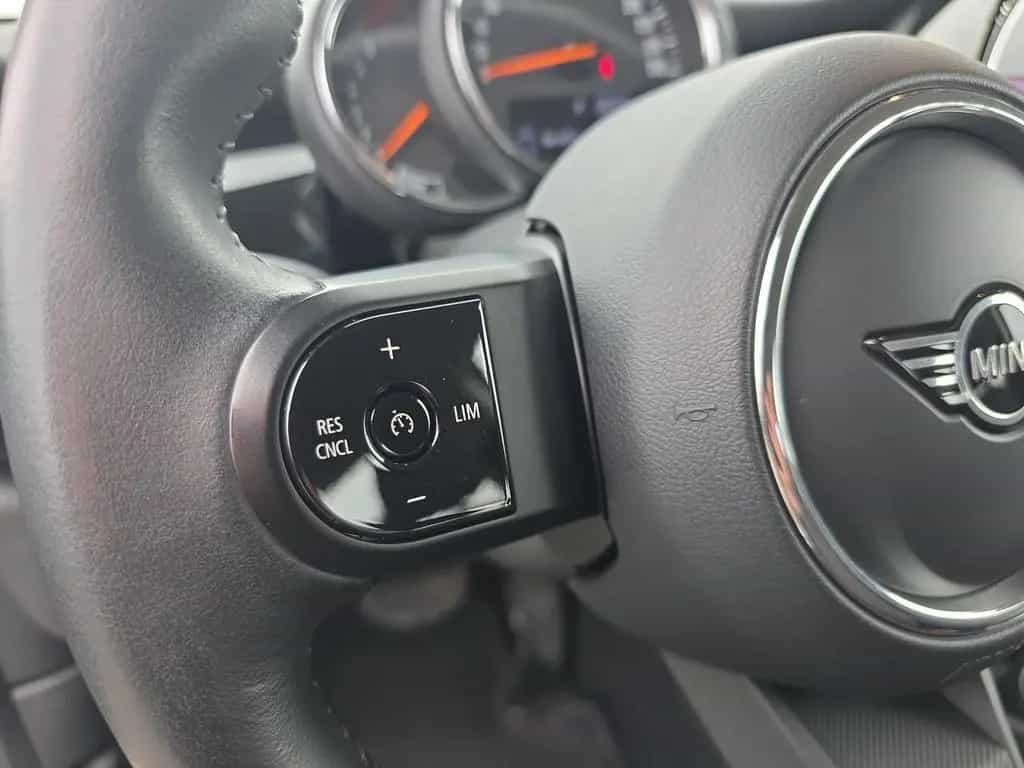 MINI Cooper Hatch DAB LED Tempomat Klimaaut. PDC 11/2022-photo-21