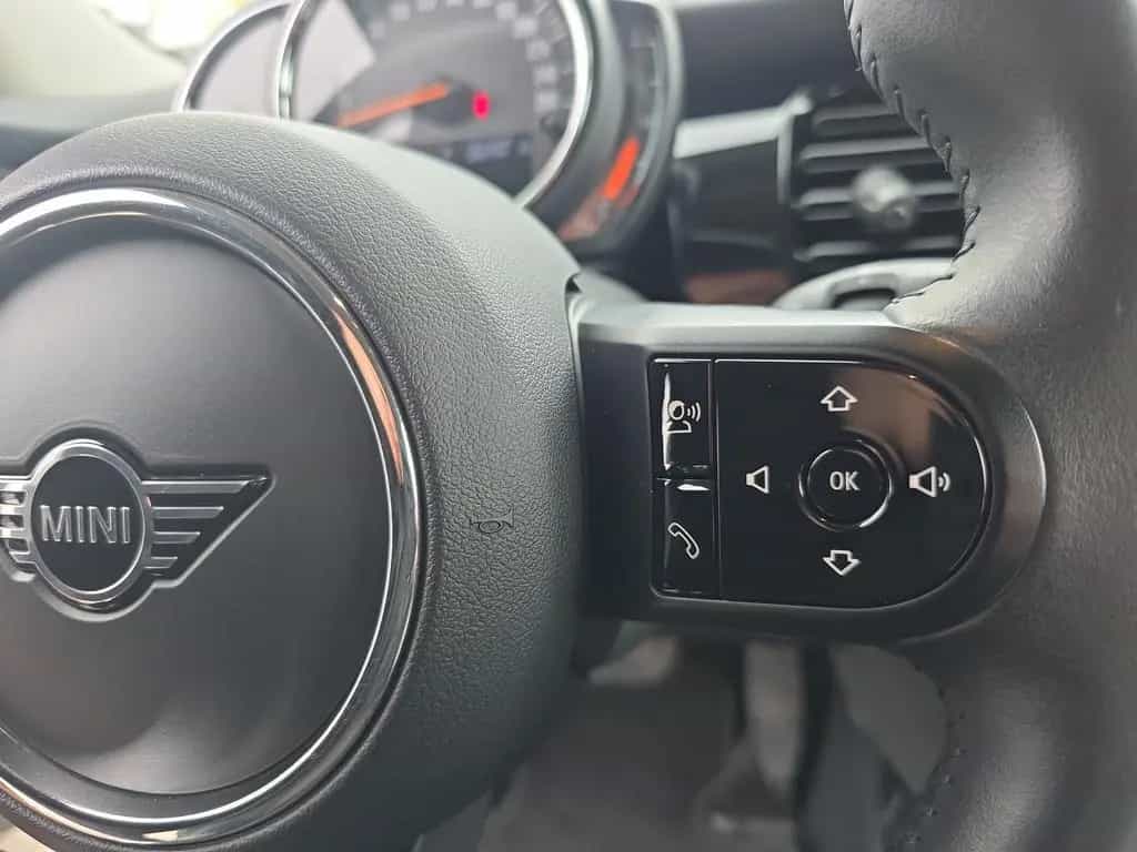 MINI Cooper Hatch DAB LED Tempomat Klimaaut. PDC 11/2022-photo-22