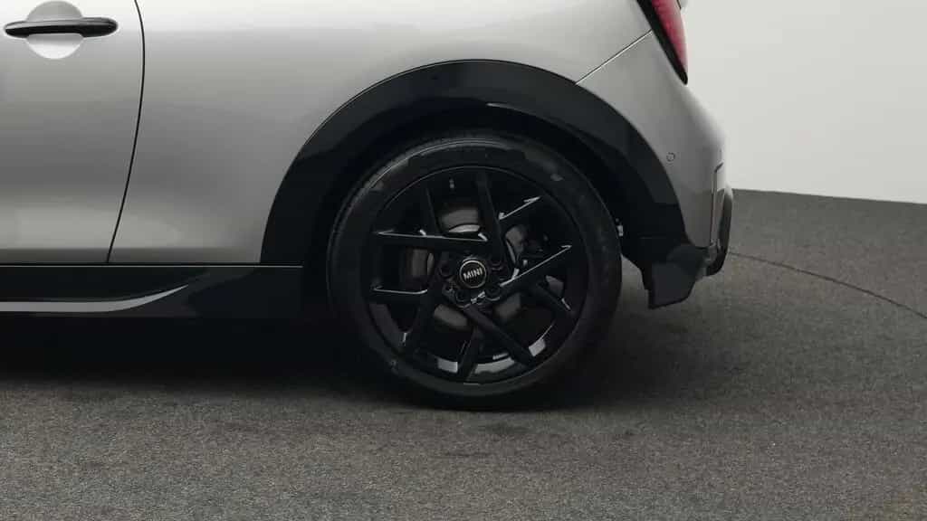 MINI Cooper S 02/2025-photo-15