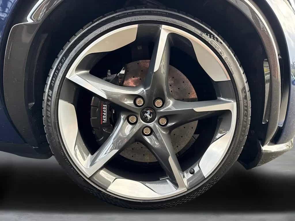Ferrari Purosangue *Embleme*HiFi*PDC*Klima*Leder* 12/2023-photo-11