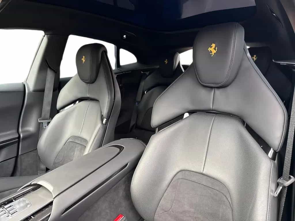 Ferrari Purosangue *Embleme*HiFi*PDC*Klima*Leder* 12/2023-photo-14