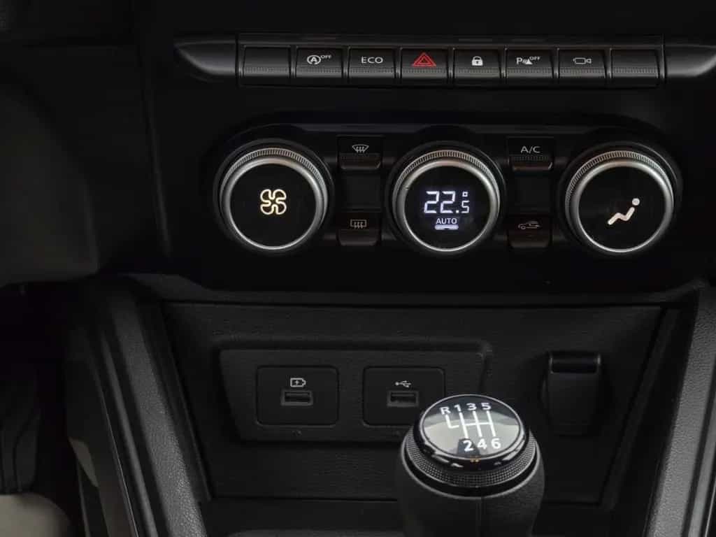 Dacia Duster II Journey Navi 360°Kamera SHz PDC Tempom 03/2024-photo-16