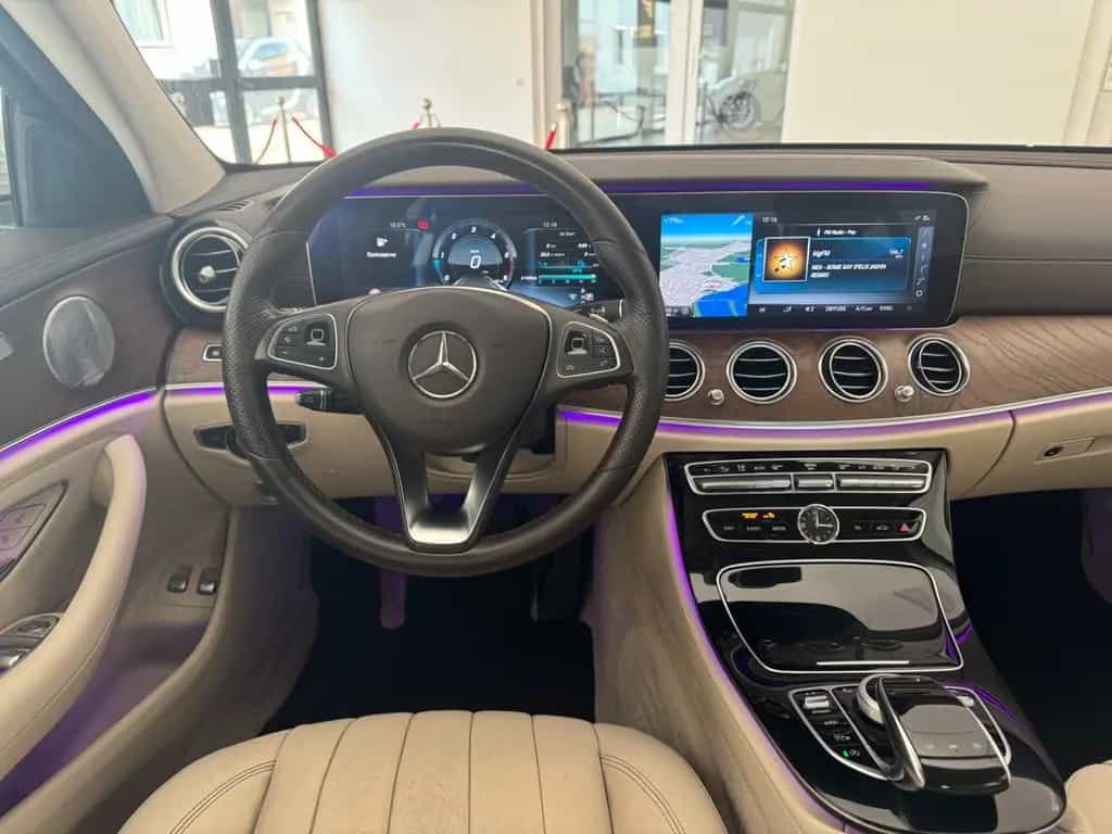 Mercedes-Benz E-Class 220d Limousine/2.HND/SCKHFT/MULTIB/WIDESCR/EU6 09/2016-photo-18
