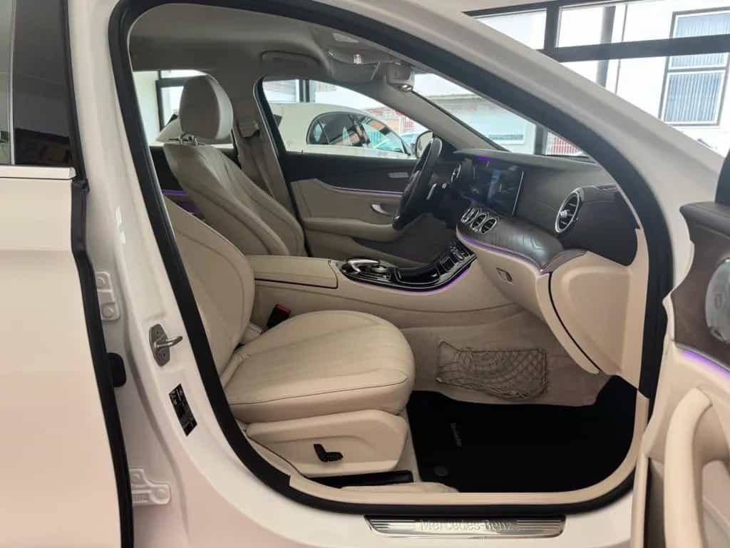 Mercedes-Benz E-Class 220d Limousine/2.HND/SCKHFT/MULTIB/WIDESCR/EU6 09/2016-photo-21