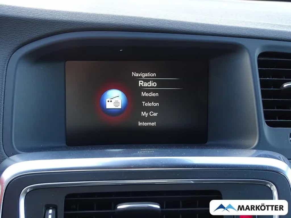 Volvo V60 Kombi Linje Business TEMPOMAT/NAVI/PDC 03/2016-photo-9