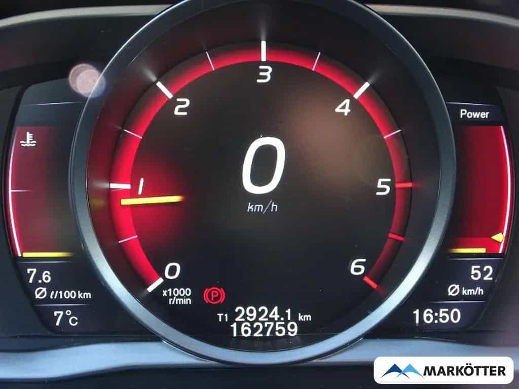 Volvo V60 Kombi Linje Business TEMPOMAT/NAVI/PDC 03/2016-photo-4