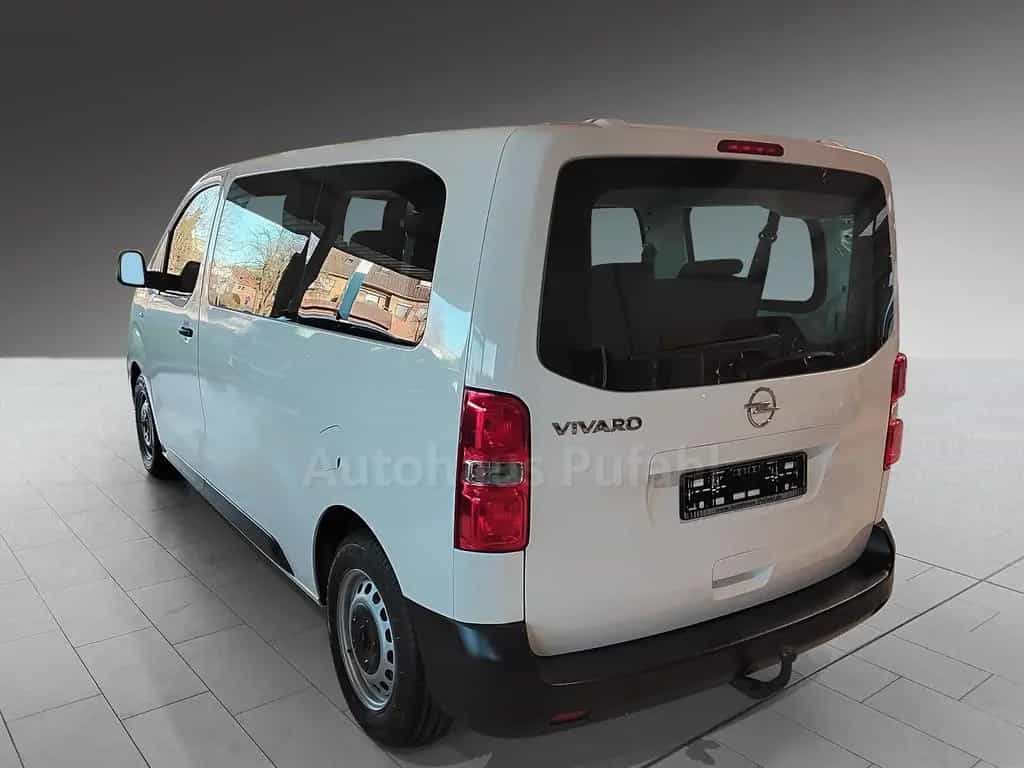 Opel Zafira Vivaro Bus 9 Sitze AHK vom Opel Partner 01/2021-photo-10