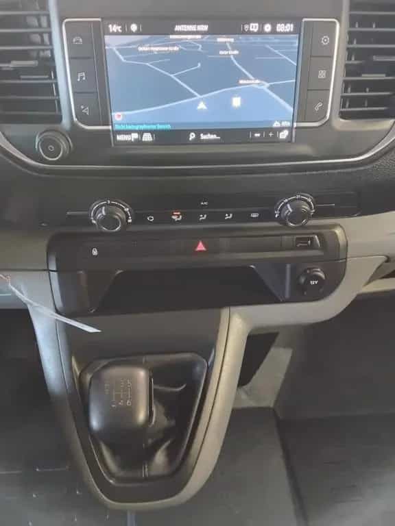 Opel Zafira Vivaro Bus 9 Sitze AHK vom Opel Partner 01/2021-photo-16