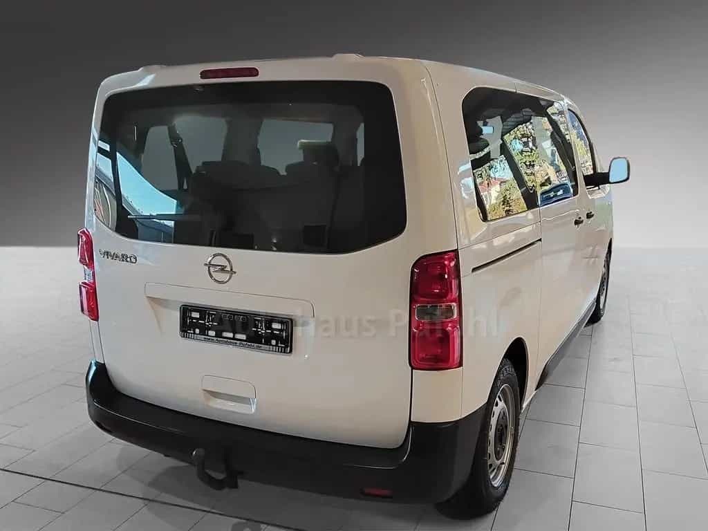 Opel Zafira Vivaro Bus 9 Sitze AHK vom Opel Partner 01/2021-photo-20