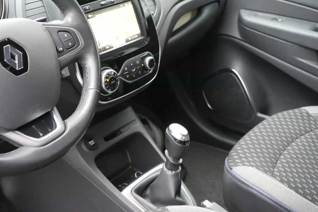 Renault Captur TCe 130 Collection Sitzh. Navi Collecti 06/2019-photo-15