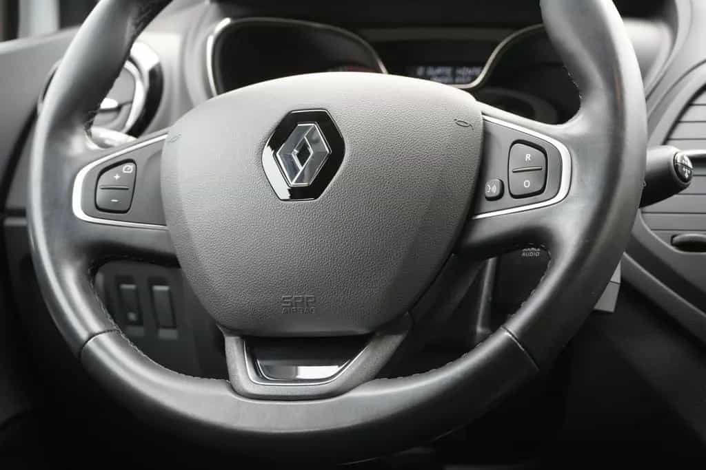 Renault Captur TCe 130 Collection Sitzh. Navi Collecti 06/2019-photo-18