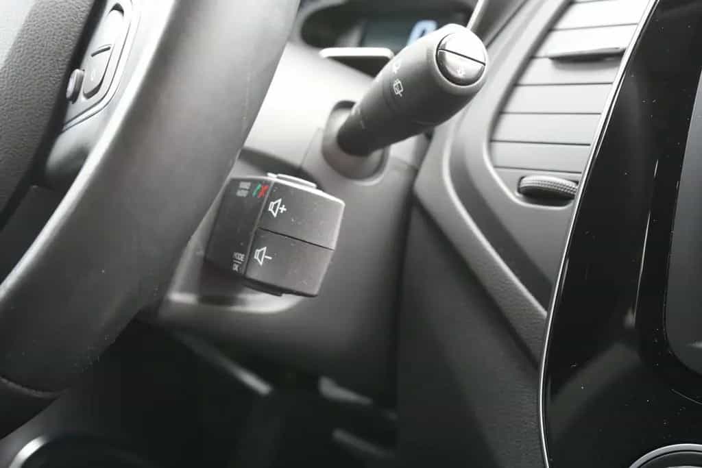 Renault Captur TCe 130 Collection Sitzh. Navi Collecti 06/2019-photo-28