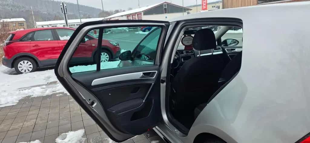Volkswagen Golf VII Lim.Cup BMT*1. HAND*SHZ*KLIMAAUTO.*PDC* 10/2014-photo-18