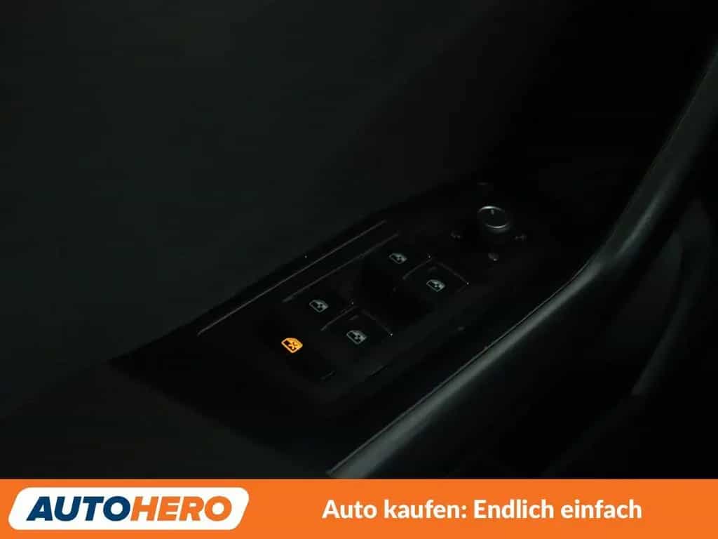 Volkswagen T-Roc 1.5 TSI ACT Style*LED*TEMPO*CAM*PDC*SHZ* 01/2022-photo-19