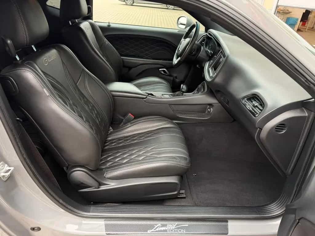 Dodge Challenger 3.6L SXT 12/2019-photo-11