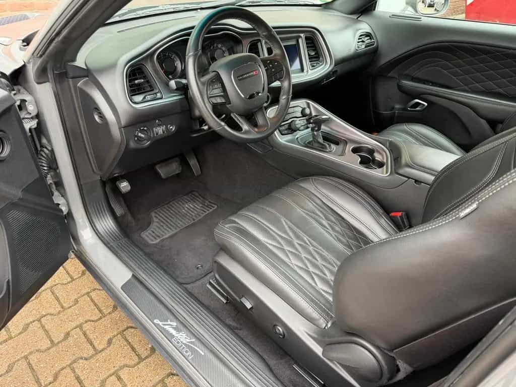 Dodge Challenger 3.6L SXT 12/2019-photo-4